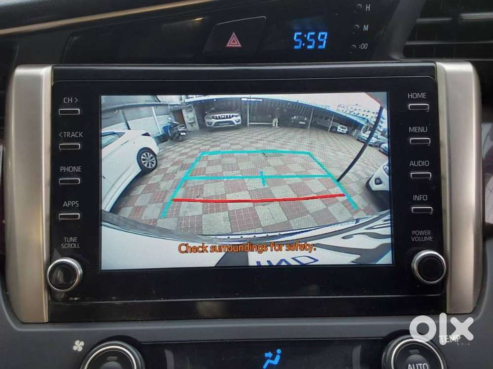 Toyota Innova Crysta 2.4 V 8 Str, 2023, Diesel
