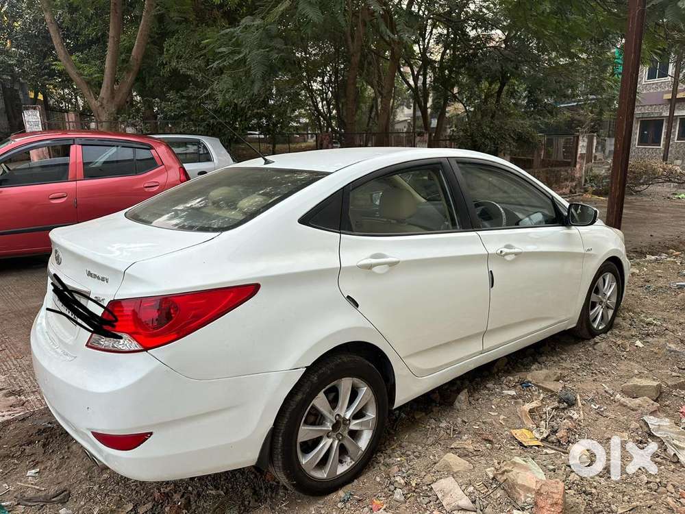 Hyundai Verna Fluidic 1.6 Vtvt, 2011, Petrol