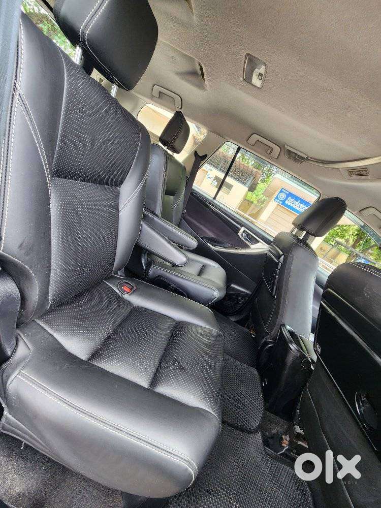 Toyota Innova Crysta 2.4 V 7 Str, 2017, Diesel