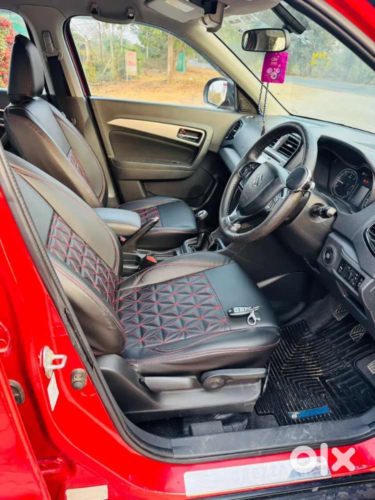 Maruti Suzuki Brezza Zdi+ Dual Tone