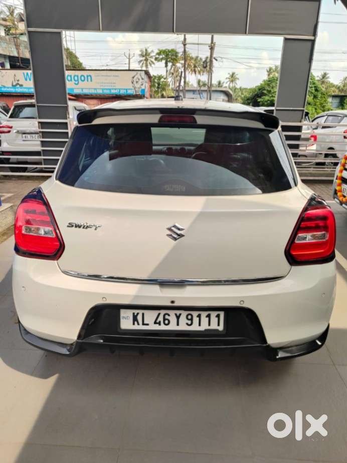 Maruti Suzuki Swift Vxi, 2023, Petrol