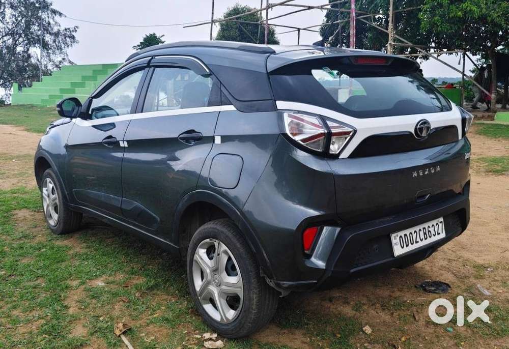 Tata Nexon 1.2 Revotron Xm (s), 2022, Petrol
