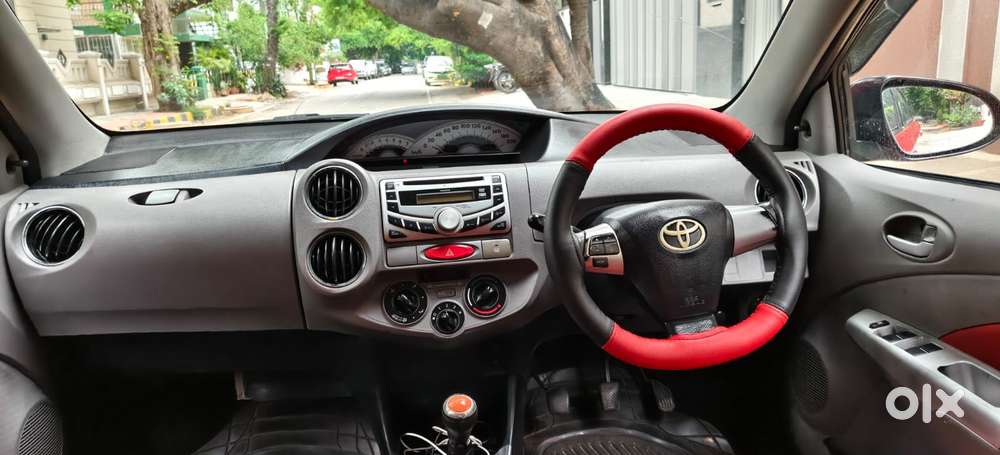 Toyota Etios Liva Vxd, 2011, Petrol