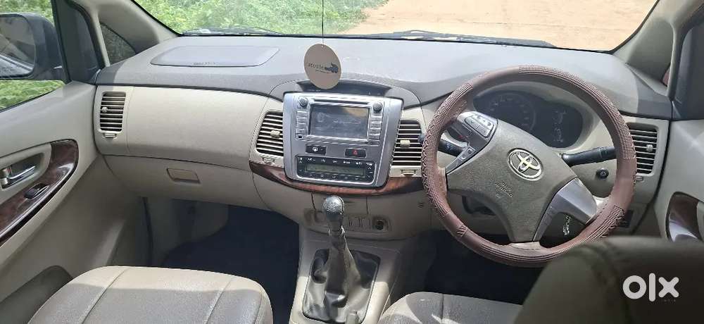 Toyota Innova Diesel 2014