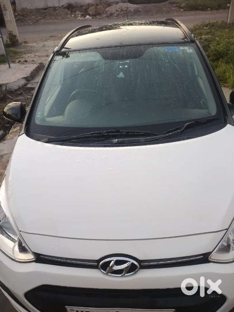 Hyundai Grand I10 Sportz 2016