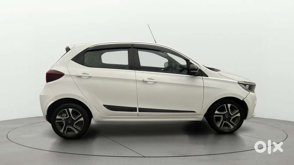 Tata Tiago Xza Plus, 2020, Petrol