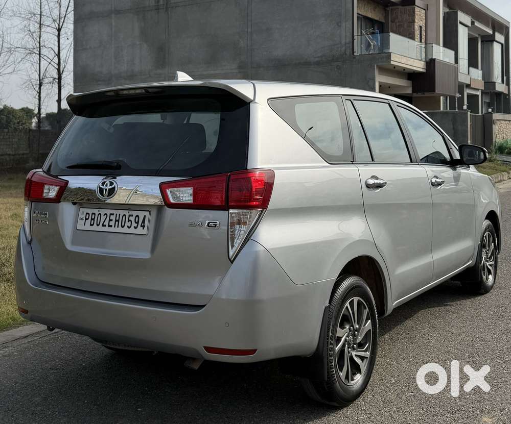 Toyota Innova Crysta [2020-ongoing] 2.4 Gx 7 Str, 2022, Diesel