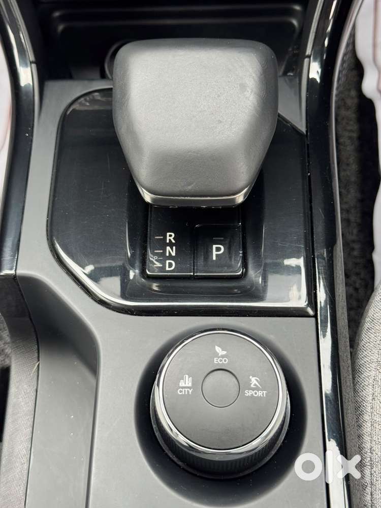 Tata Curvv Crtv Amt, 2025, Diesel