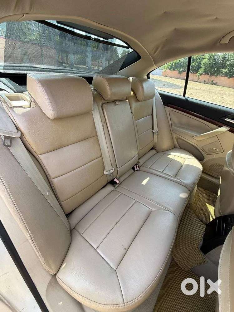 Skoda Laura 1.9 Tdi Mt Ambiente, 2010, Diesel