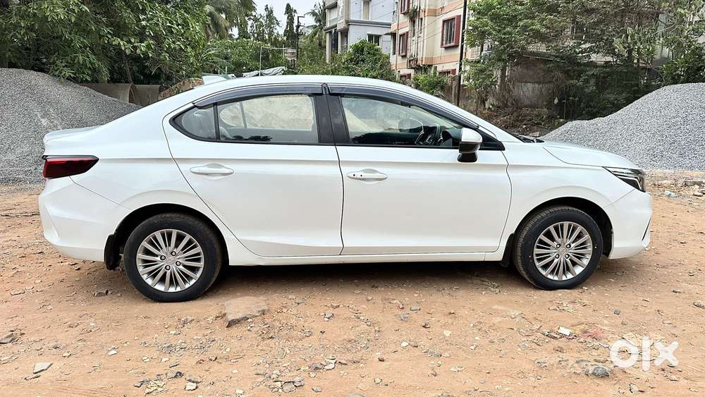 Honda City 1.5 V 5th Gen I-vtec Mt, 2020, Petrol