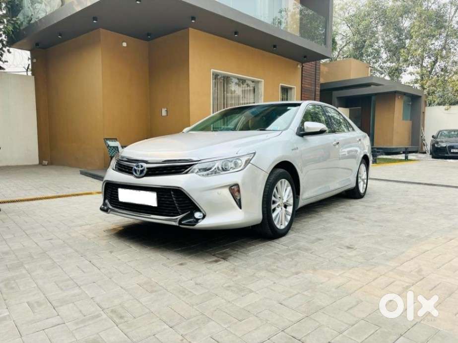 Toyota Camry [2015-2018] 2.5 L At, 2017, Petrol