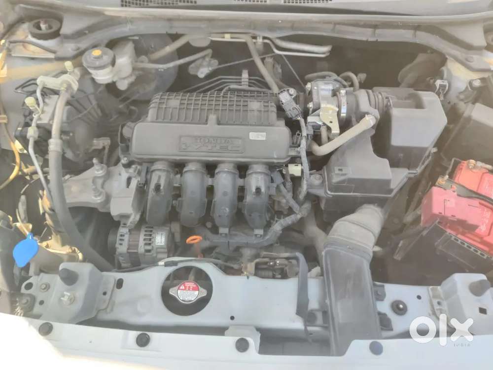 Honda Amaze 57000 Km Driven