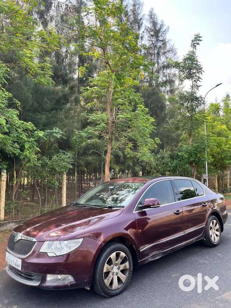 Skoda Superb, 2011, Petrol