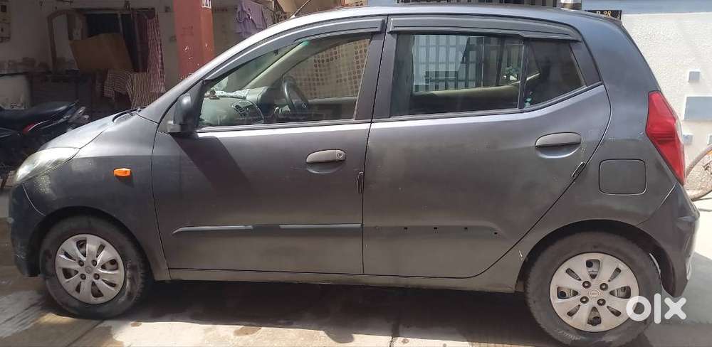 Hyundai I10 Era 1.0 (2011) – Well Maintained  Ahmedabad