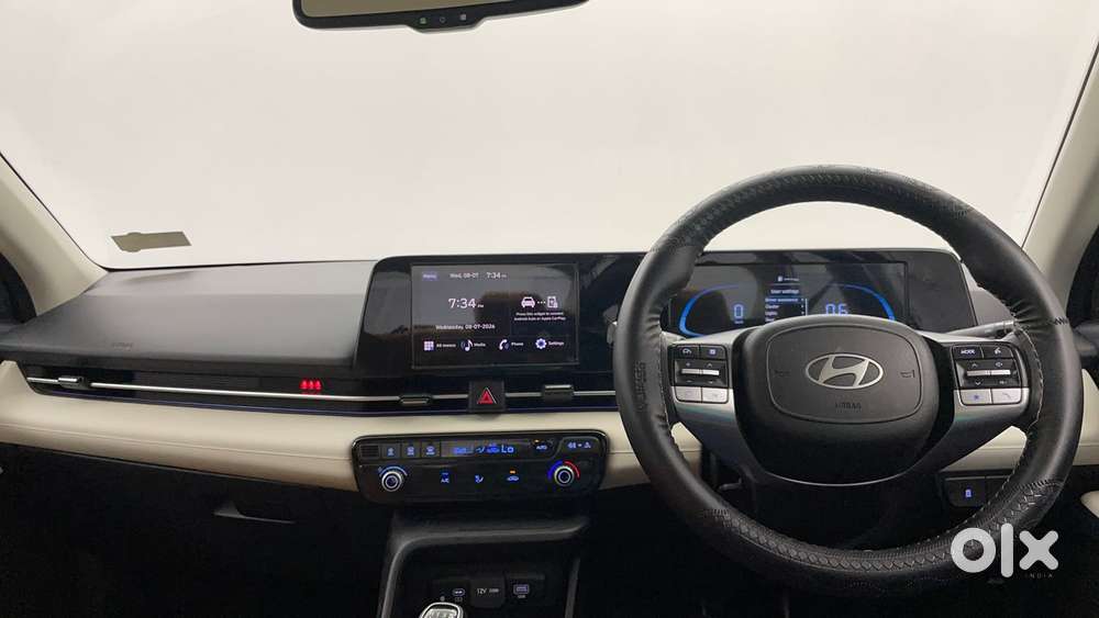 Hyundai Verna 1.5 Sx Petrol Mt, 2023, Petrol
