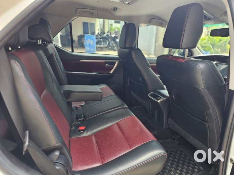 Toyota Fortuner Legender 4x4 At 2.8, 2024, Diesel