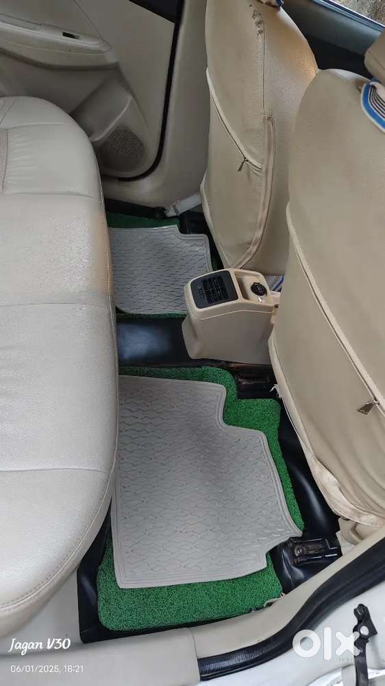 Maruti Suzuki Dzire 2000