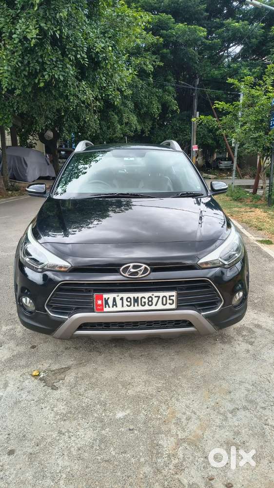 Hyundai I20 Active 2017 Petrol Well Maintained
