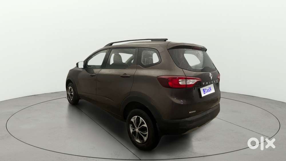 Renault Triber Rxt, 2022, Petrol