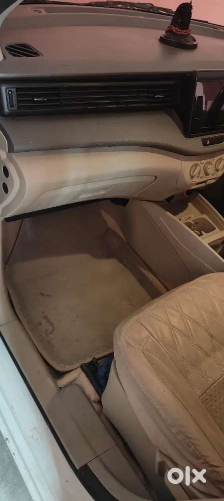 Maruti Suzuki Ertiga Vxi 2024 With Company Fitted Allow Wheel