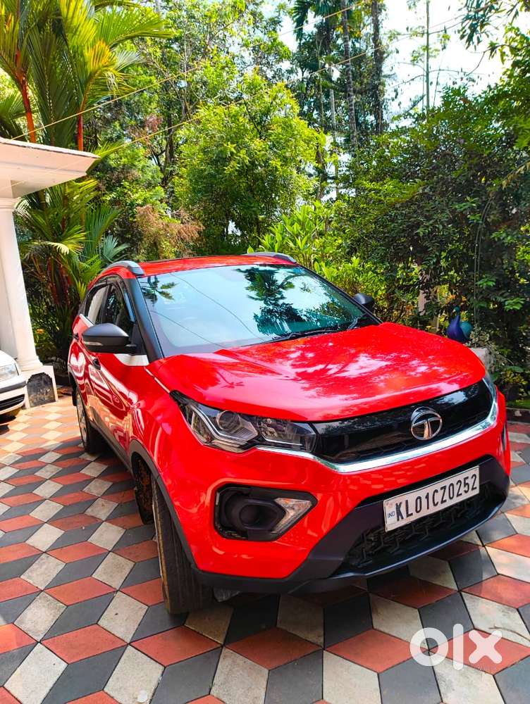 Tata Nexon 1.2 Revotron Xm Plus (s), 2023, Petrol