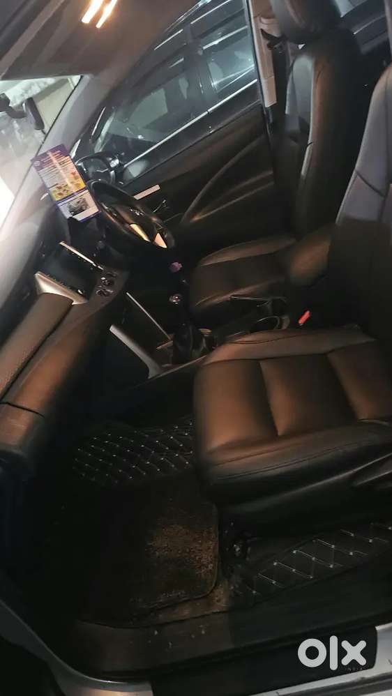 Toyota Innova Crysta 2022 2.4 G 8str Delhi Registered