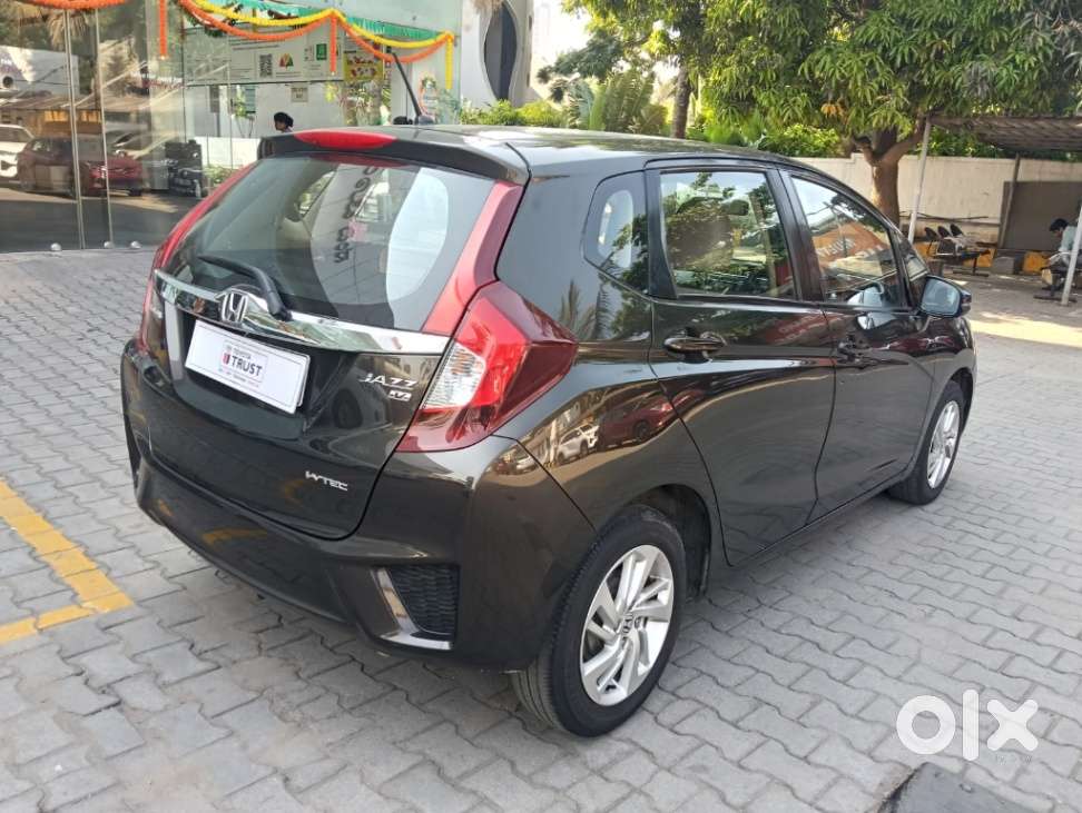 Honda Jazz V Mt Privilege, 2016, Petrol