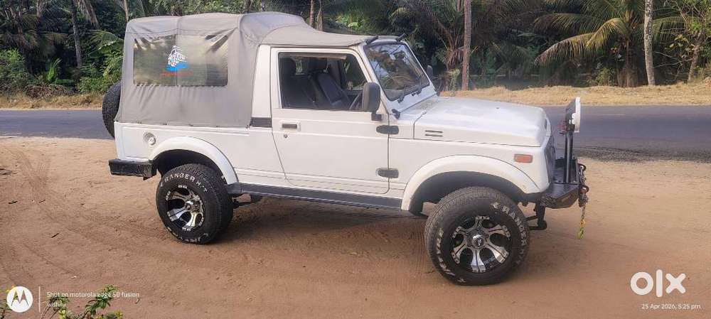 Maruti Suzuki Gypsy King St 4x4, 2002, Petrol