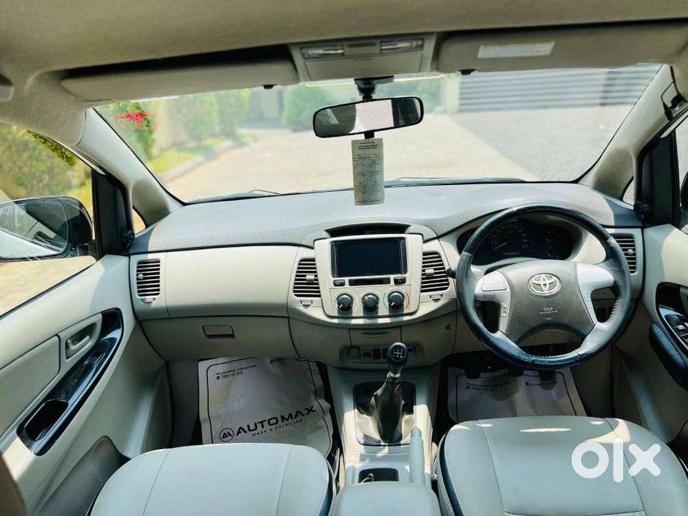 Toyota Innova [2013-2016] 2.5 G4 7 Str, 2013, Diesel