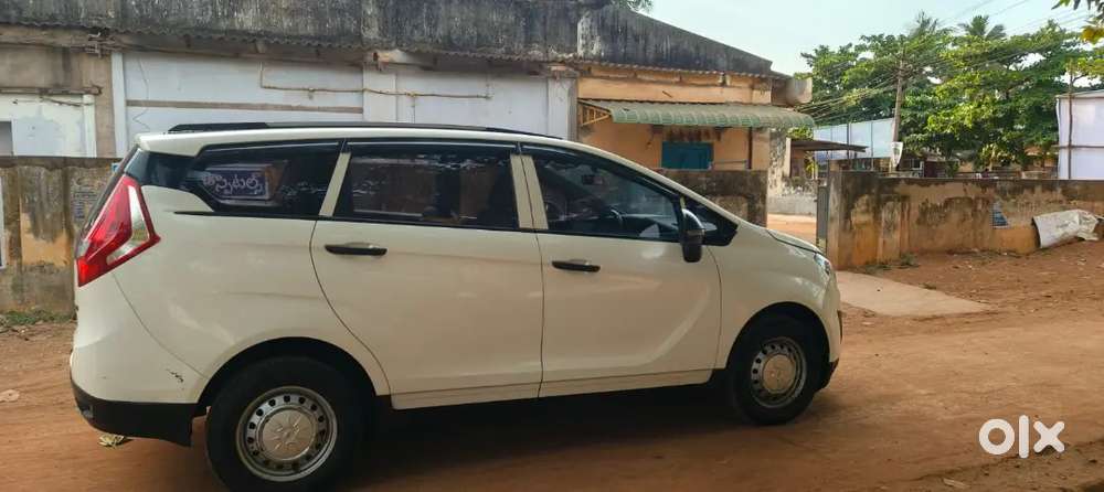 Mahindra Marazzo 2019 Diesel 125000 Km Driven
