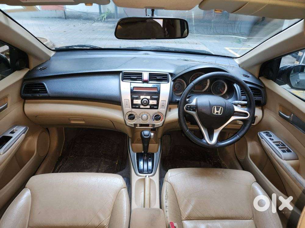 Honda City V At Exclusive, 2011, Petrol