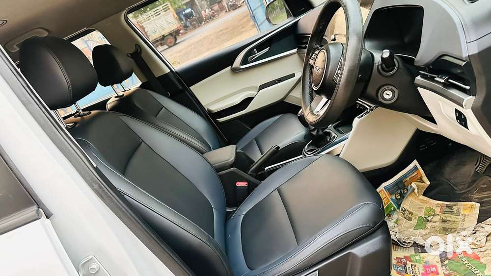 Kia Carens 1.5 Premium 7 Str, 2024, Diesel