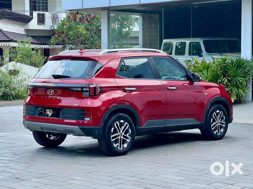 Hyundai Venue 1.0 Sx (o) Turbo Dct, 2023, Petrol