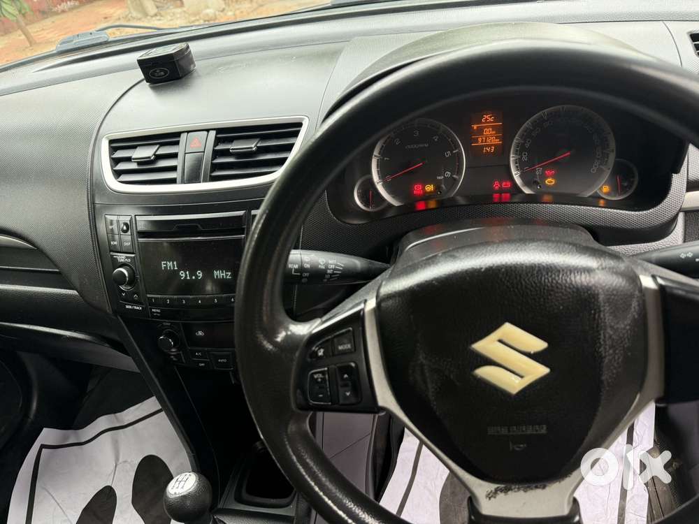 Maruti Suzuki Swift Ddis Zdi, 2012, Diesel