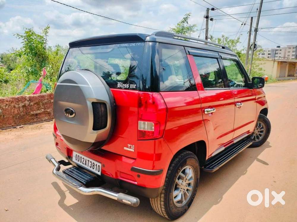 Mahindra Tuv 300 1.5 T10 (o) Amt, 2018, Diesel