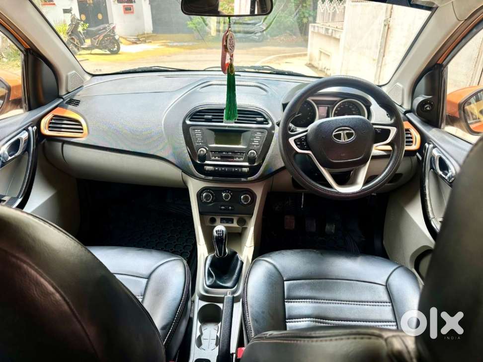 Tata Tiago, 2016, Petrol
