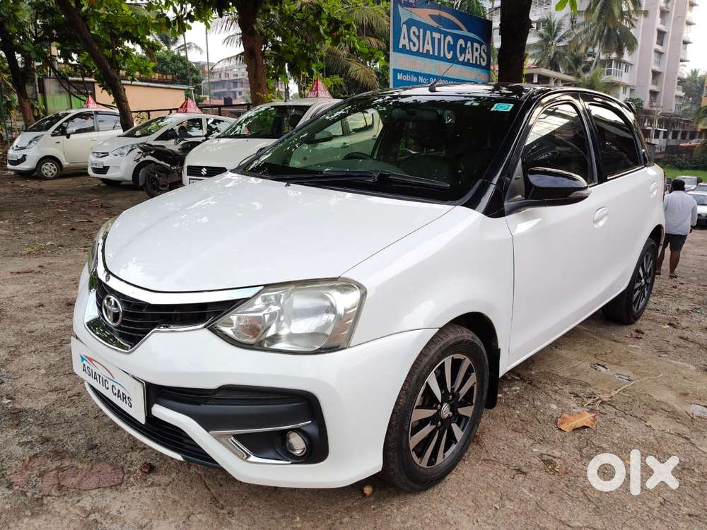Toyota Etios Liva V Limited, 2016, Petrol