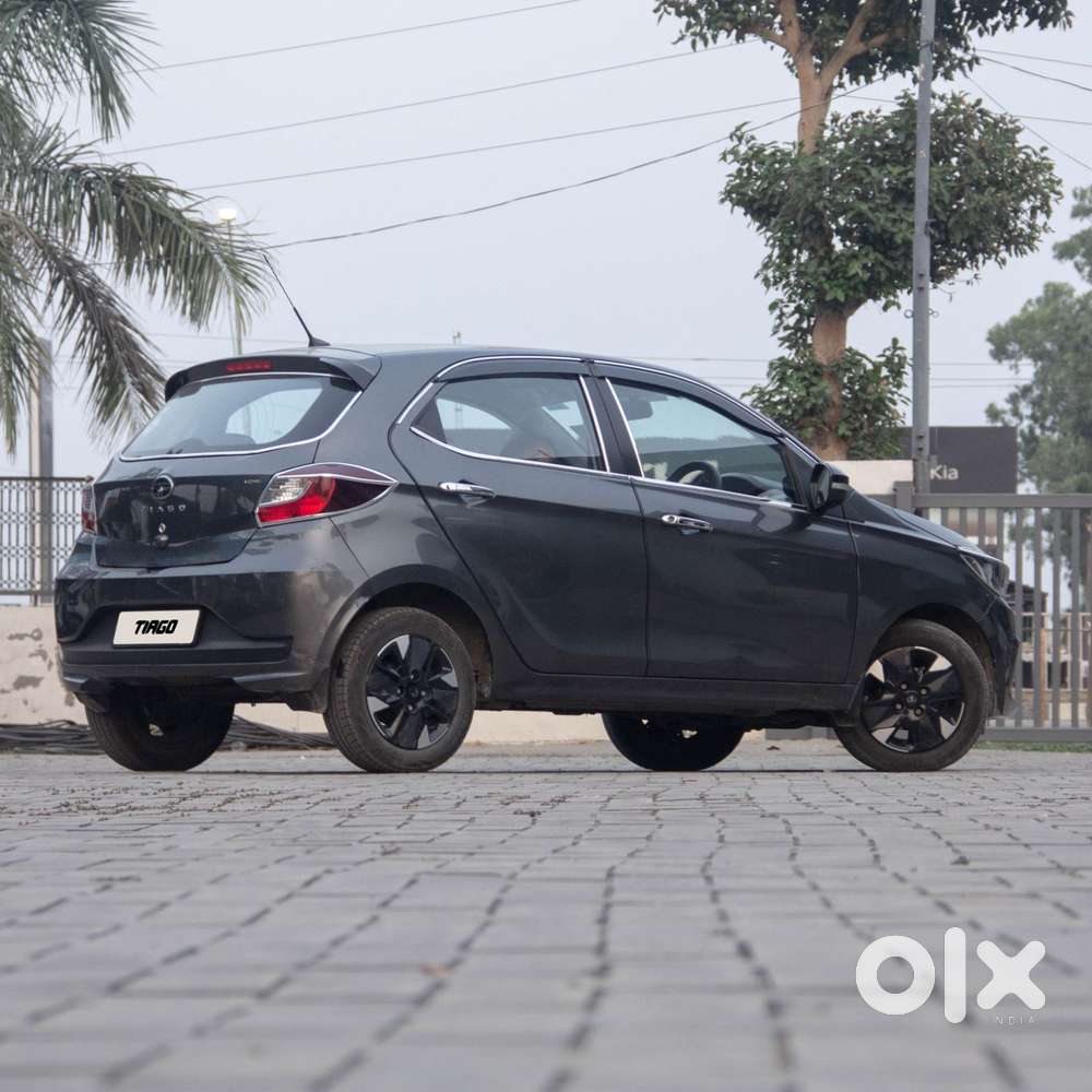 Tata Tiago 1.2 Revotron Xt Cng, 2025, Cng & Hybrids