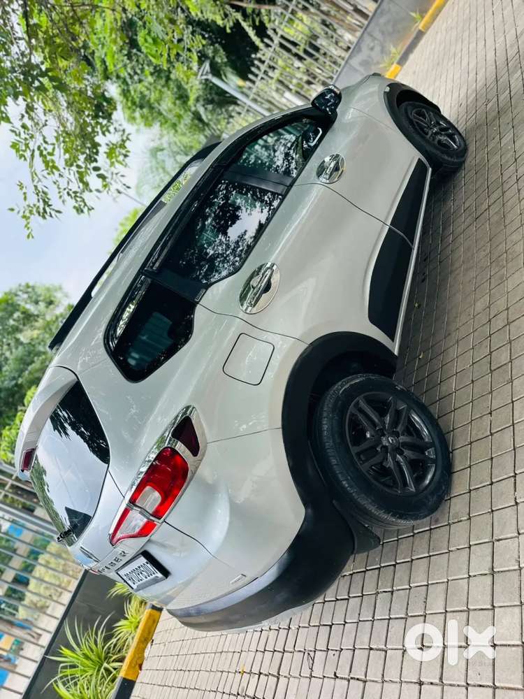 Renault Triber Rxz, 2020, Petrol