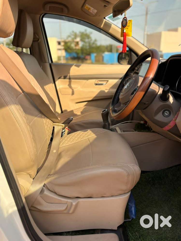 Maruti Suzuki Ertiga 1.5 Vxi, 2025, Petrol