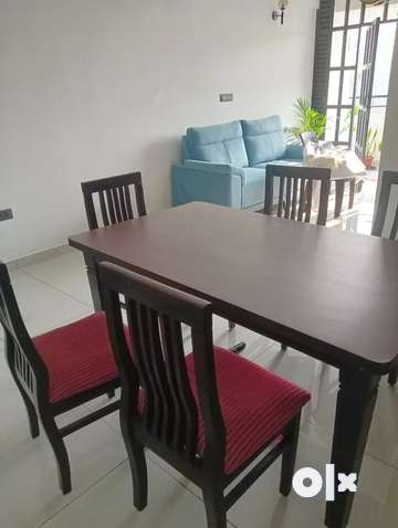 Olx 6 seater online dining table