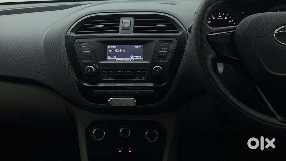 Tata Tiago 1.2 Revotron Xt, 2018, Petrol