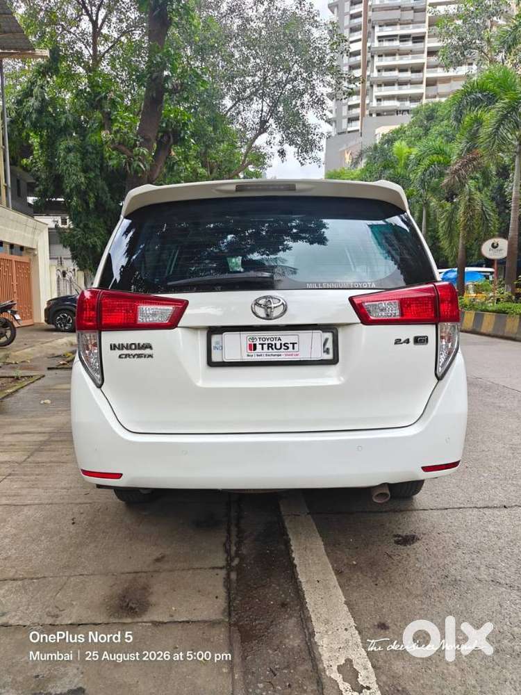 Toyota Innova Crysta 2.4 G Mt 8s, 2020, Diesel