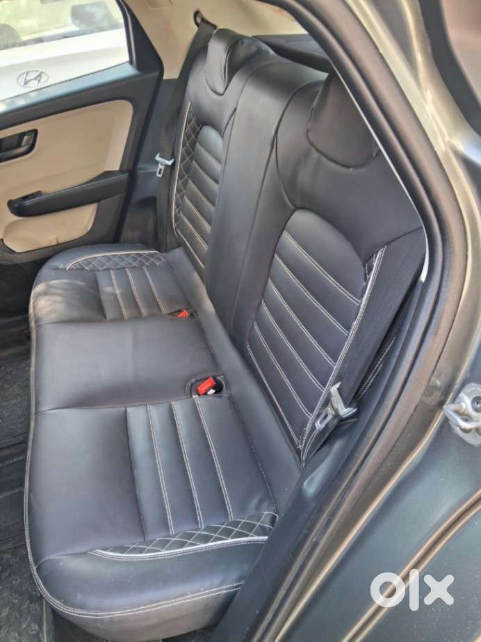 Tata Altroz 1.2 Xm Plus, 2023, Petrol