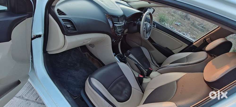 Hyundai Verna 1.6 Sx Vtvt (o), 2013, Petrol