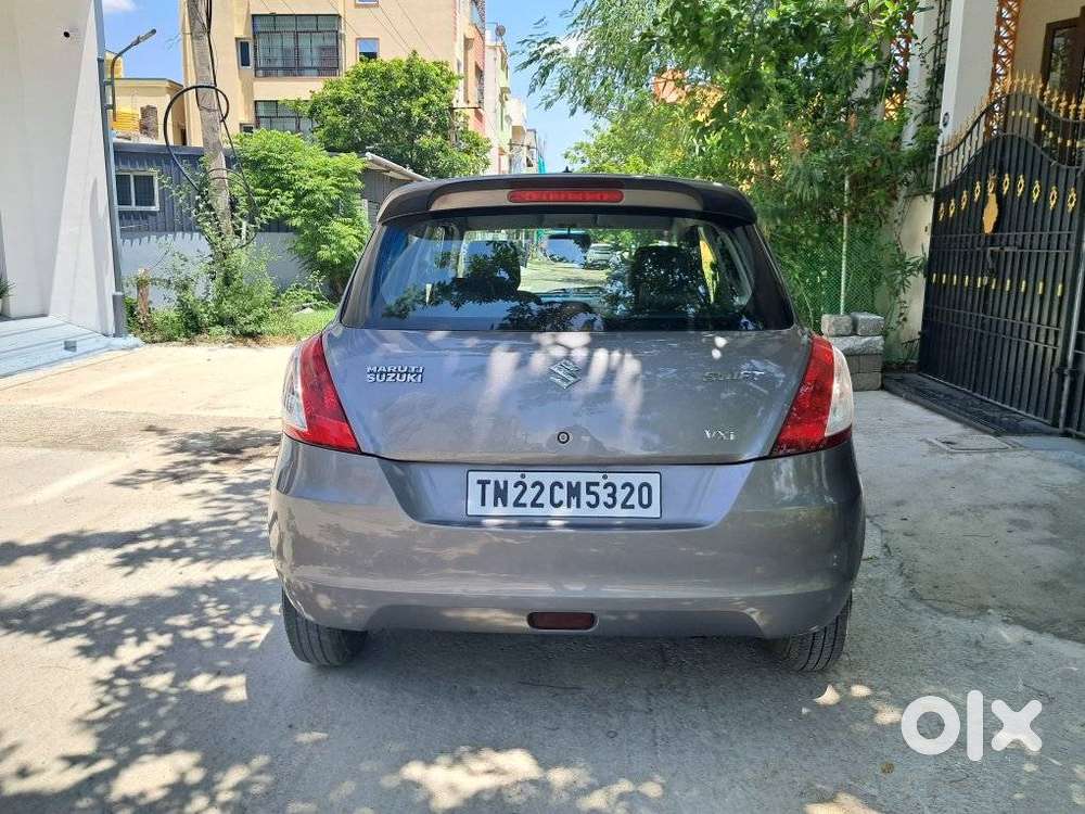 Maruti Suzuki Swift Vxi With Abs, 2013, Petrol