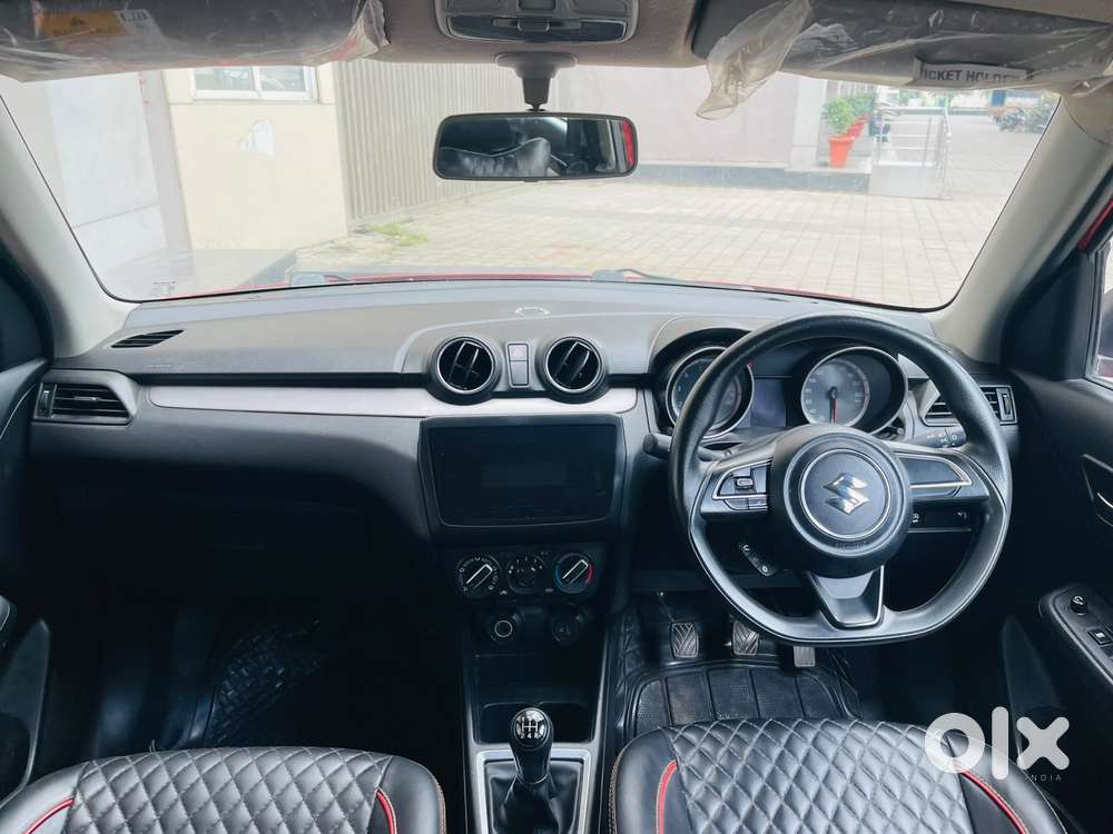 Maruti Suzuki Swift Vxi, 2022, Petrol