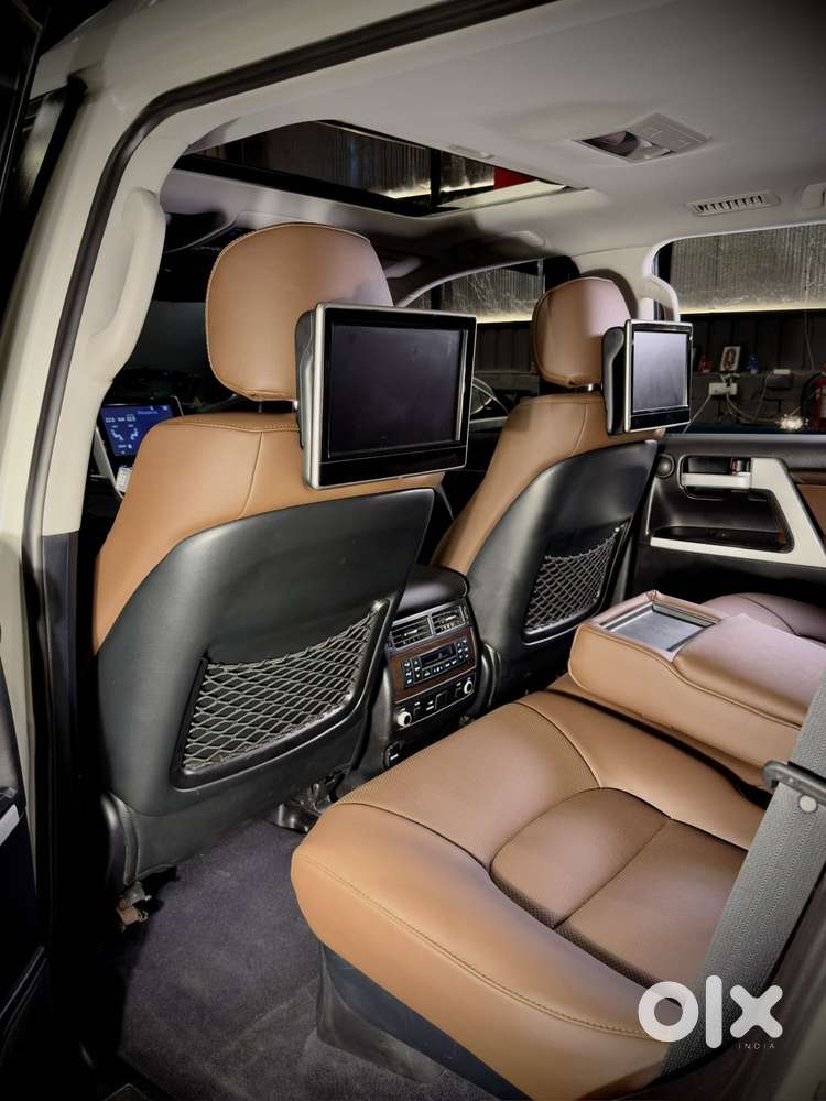 Toyota Land Cruiser [2015-2020] 4.5 Vx Lc 200, 2018, Diesel