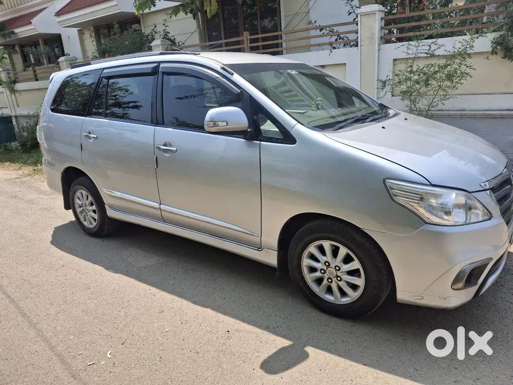 Toyota Innova Diesel 2014