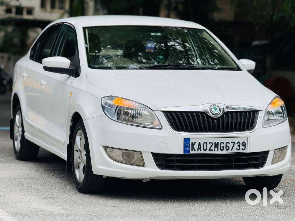 Skoda Rapid 1.5 Tdi Cr Elegance Plus, 2012, Diesel